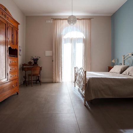Villa Pampalone - B&B In Dimora Storica Trapani Exteriör bild